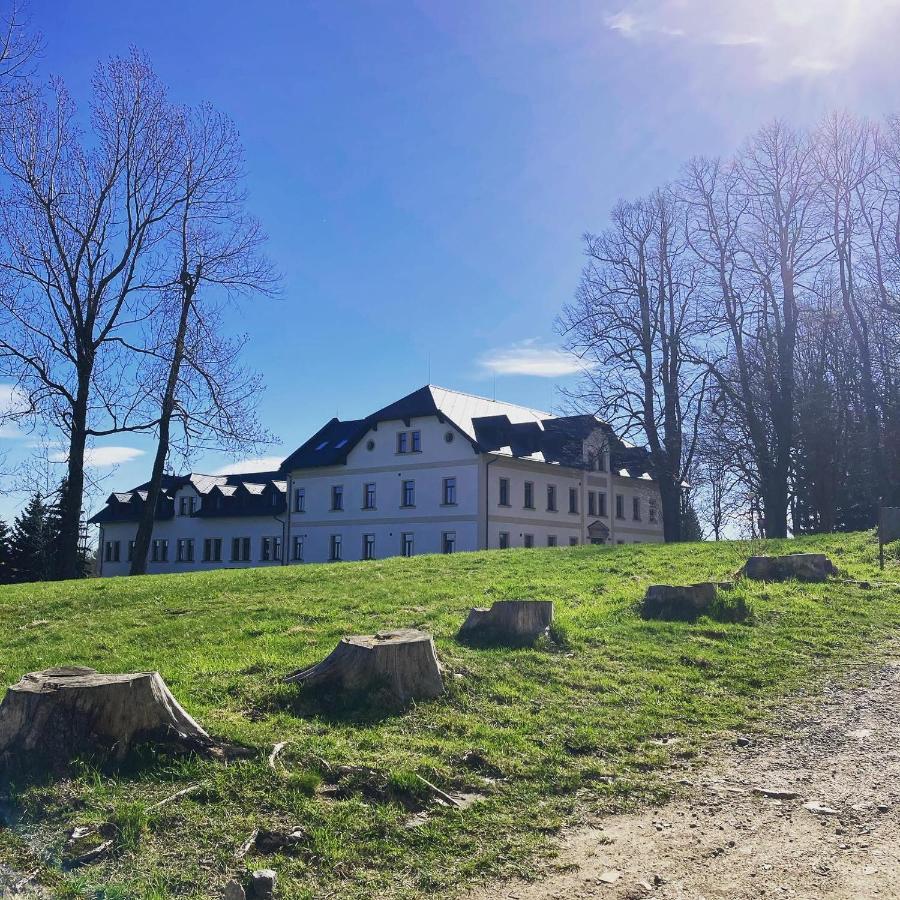 Hotel Poutni Dum Králíky Bagian luar foto