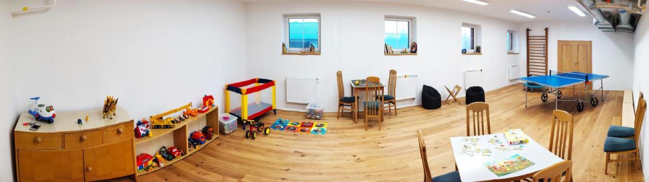 Hotel Poutni Dum Králíky Bagian luar foto