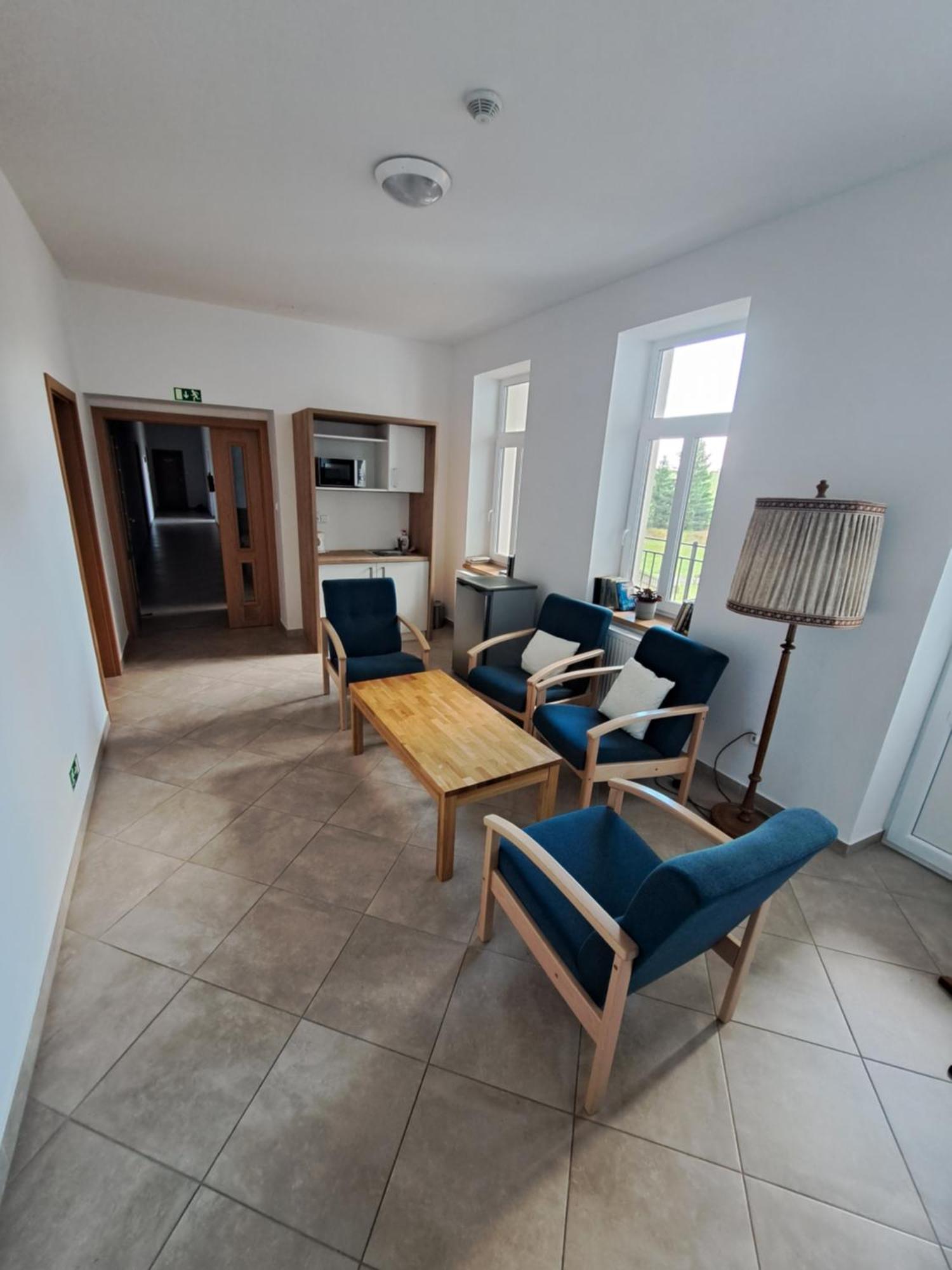 Hotel Poutni Dum Králíky Bagian luar foto