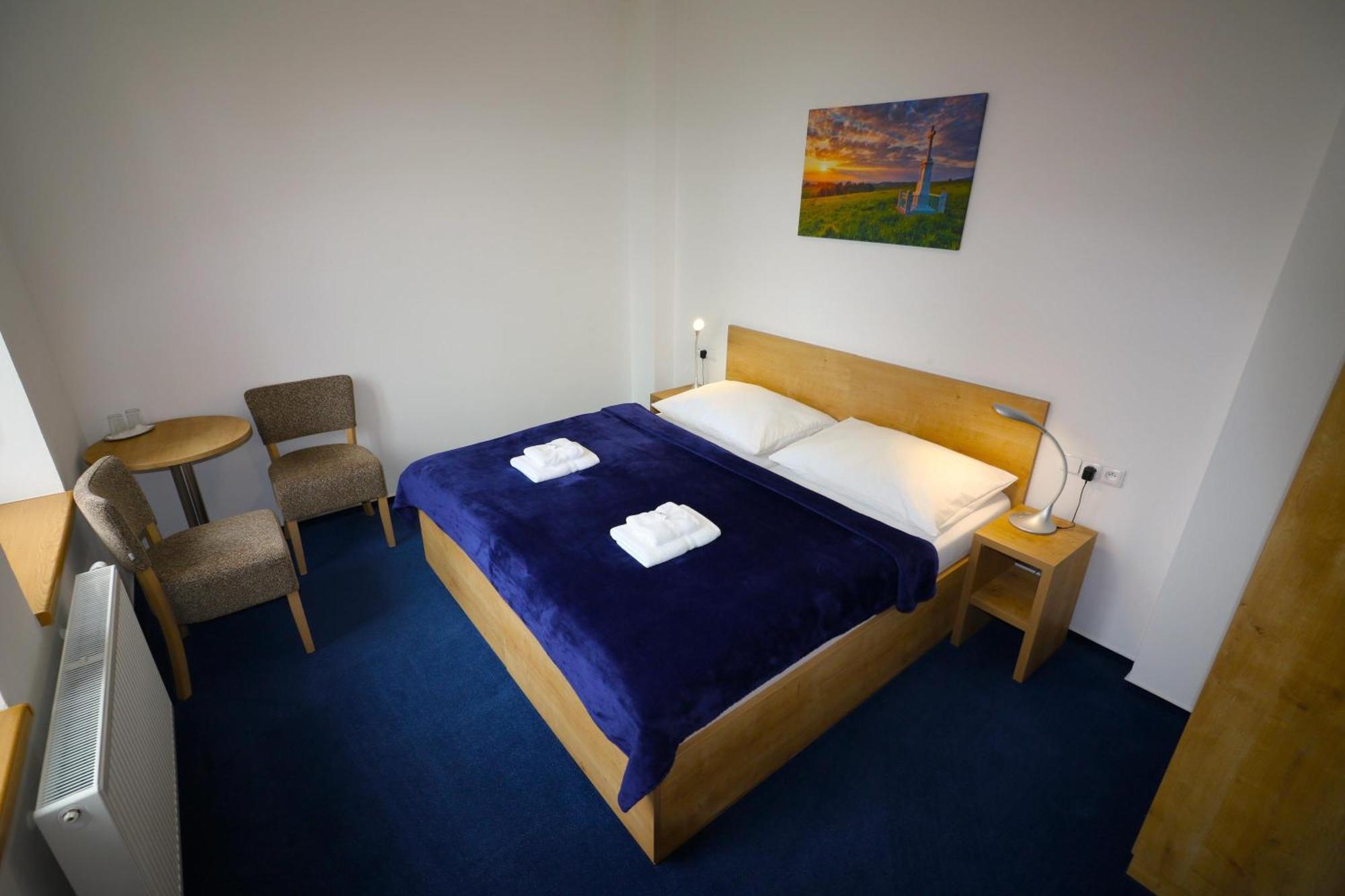 Hotel Poutni Dum Králíky Bagian luar foto